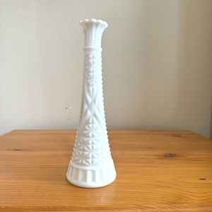 Vintage 50s Milk Glass Fluted Vase Anchor Hocking 9" Bud Flower Centerpiece